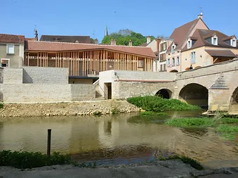 construction belvedere ville de Montbard